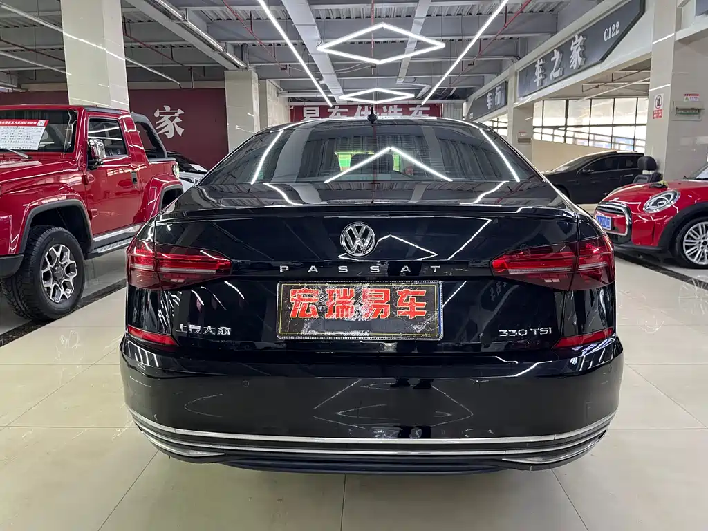 Volkswagen Passat 2018 — фото 6