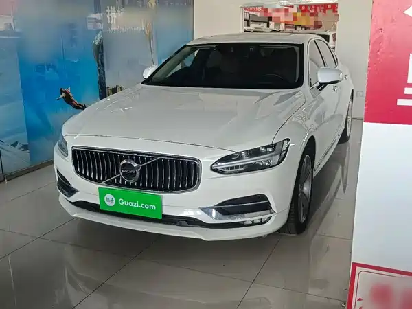 Volvo S90 2019