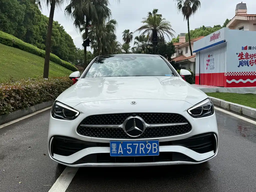 Mercedes-Benz C-Class 2023 — фото 2