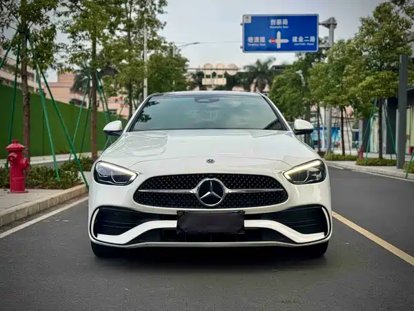 Mercedes-Benz C-Class 2021