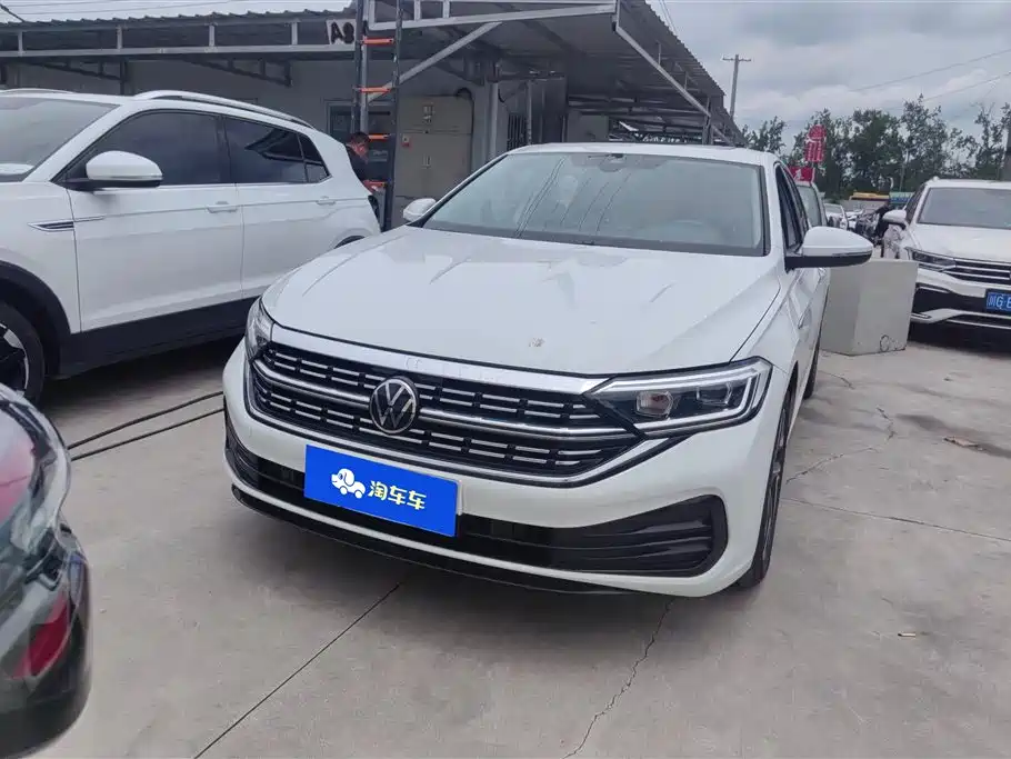 Volkswagen Sagitar 2025