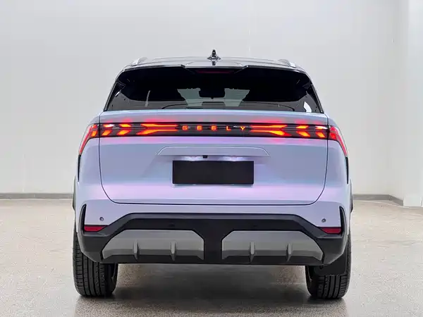 Geely Galaxy L7 2024