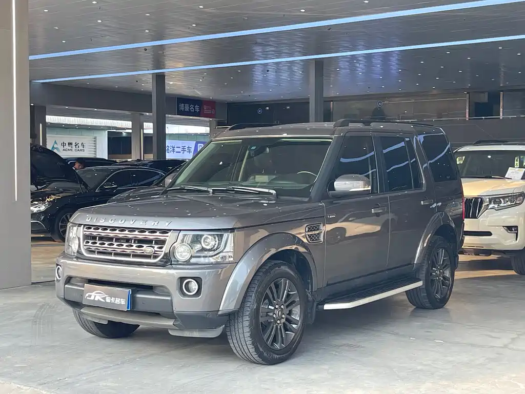 Land Rover Discovery 2016 — фото 1
