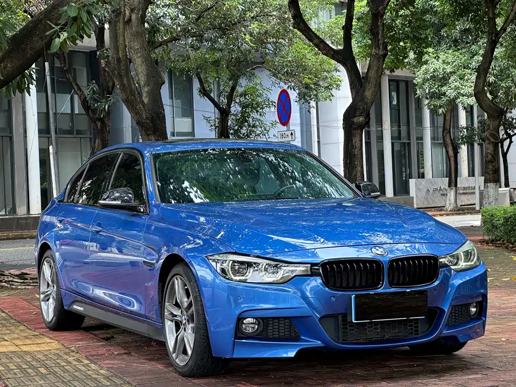 BMW 3 Series 2018 — фото 6