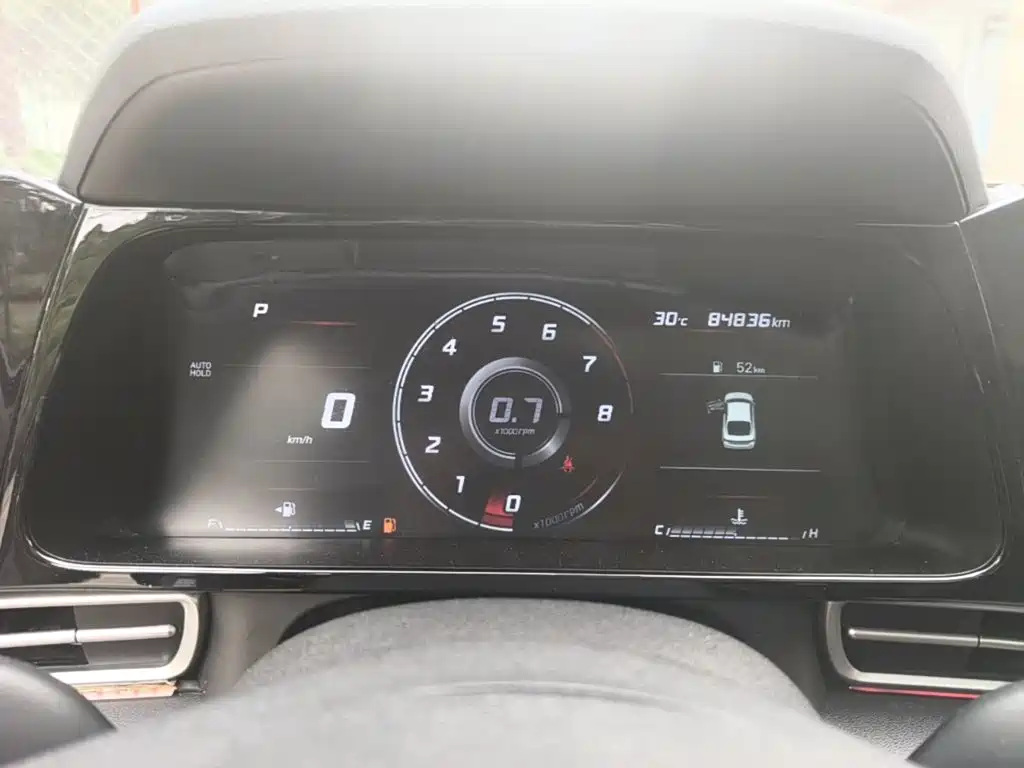 Hyundai Elantra 2021 — фото 12