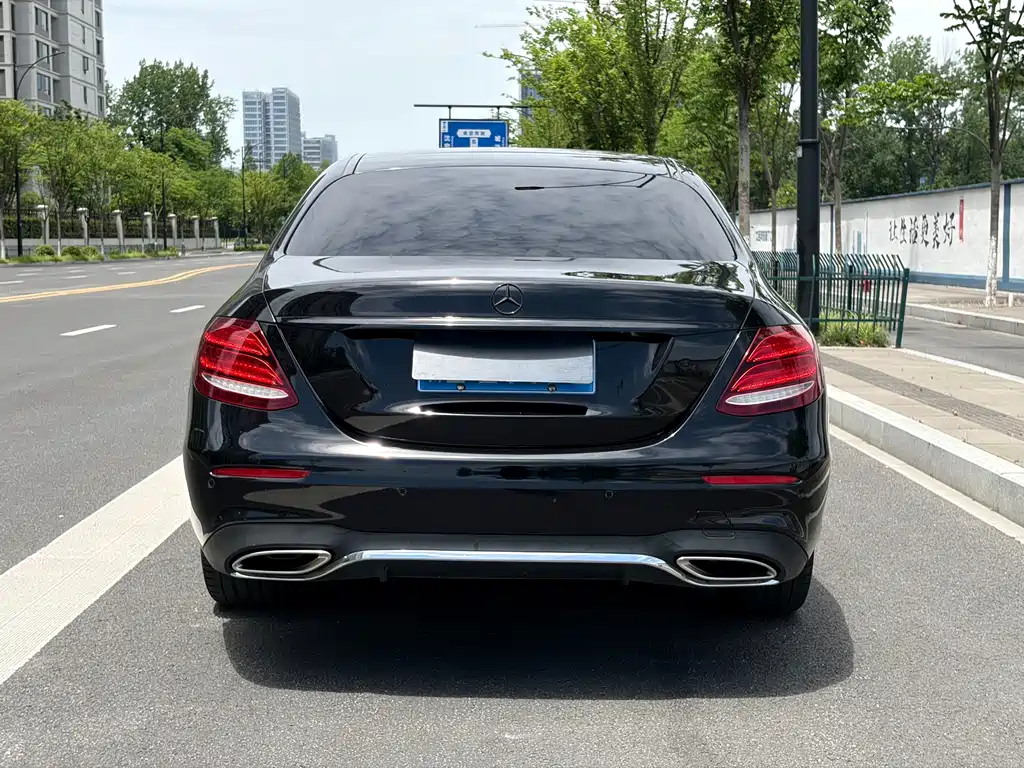 Mercedes-Benz E-Class 2019 — фото 5