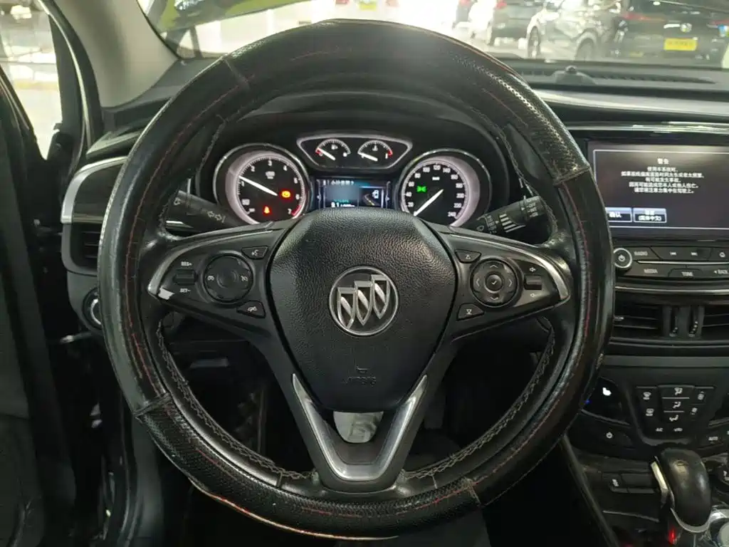 Buick Envision Plus 2018 — фото 11