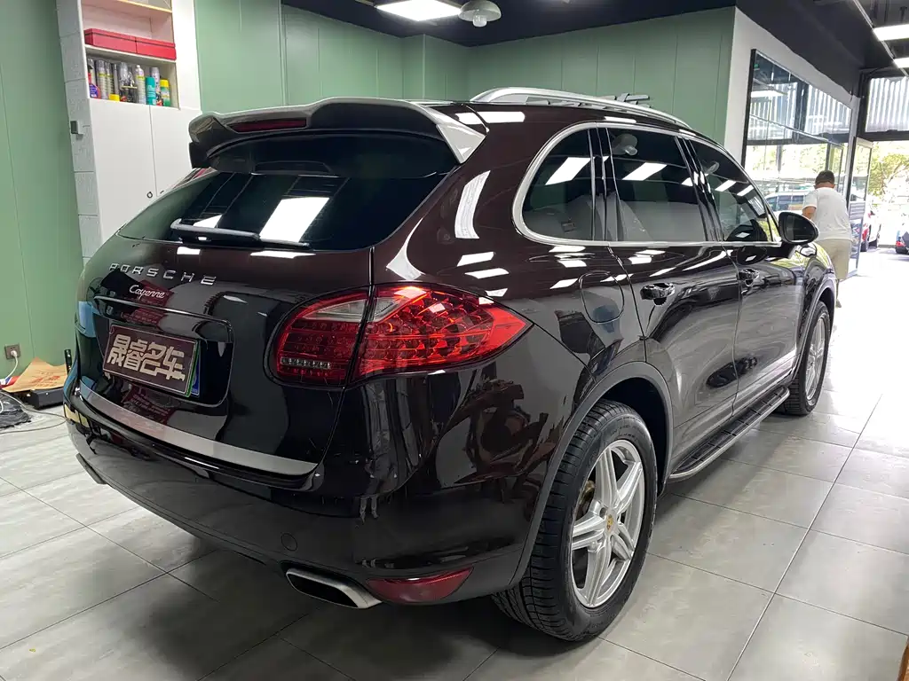 Porsche Cayenne 2014