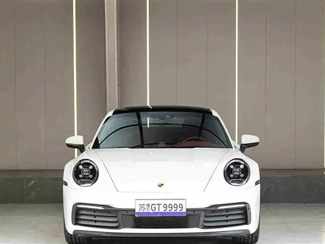 Porsche 911 2023 — фото 11