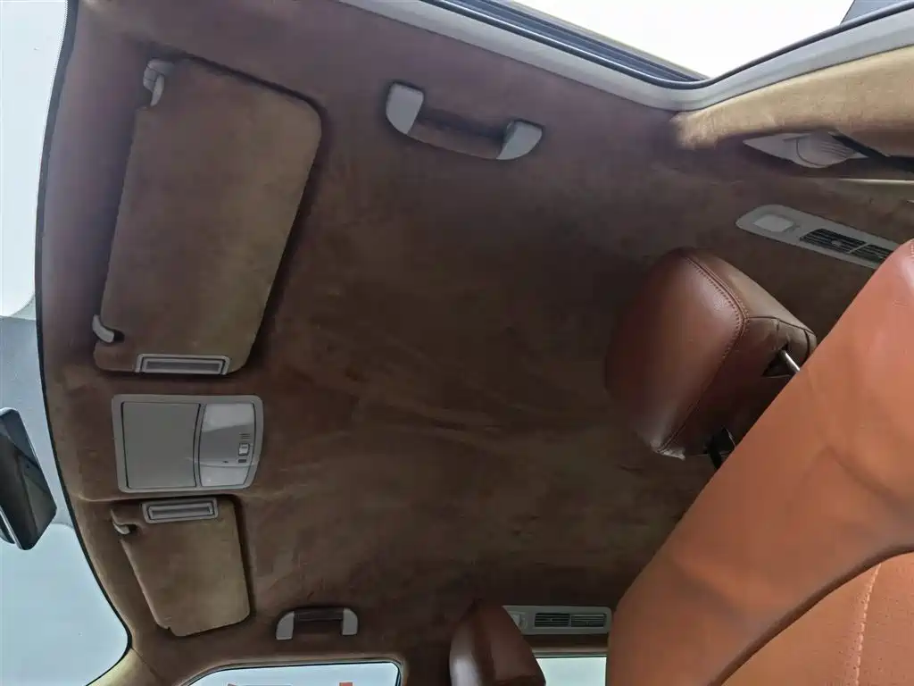 Nissan Patrol 2019 — фото 11