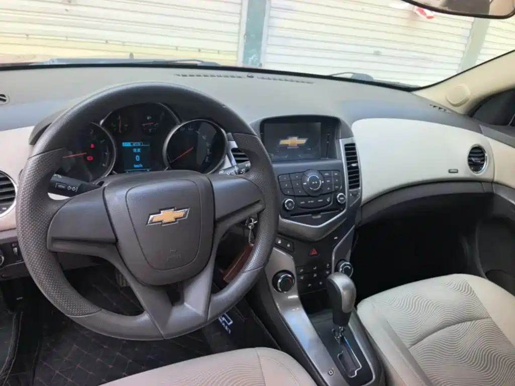 Chevrolet Cruze 2015 — фото 10