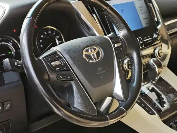Toyota Alphard 2021