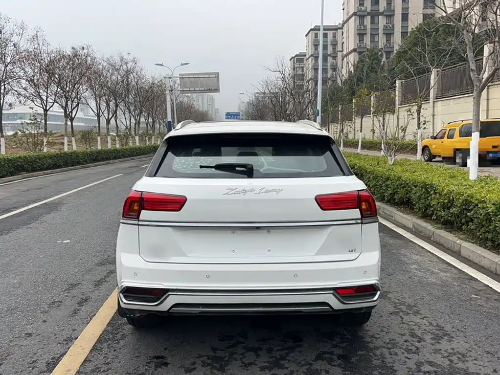 Zotye Damai X7 2017 — фото 11