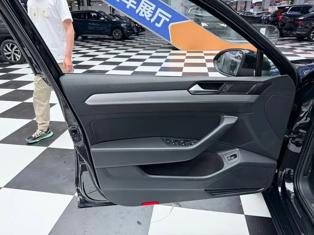 Volkswagen Magotan 2022