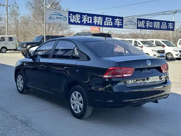 Volkswagen Santana 2013