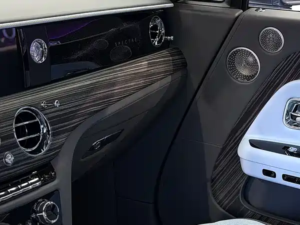 Rolls-Royce The Shining 2024