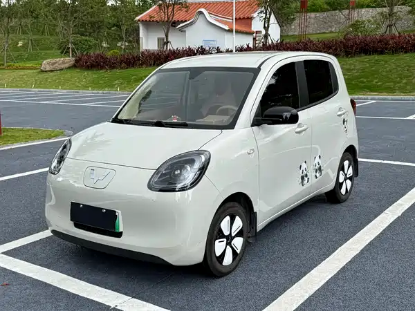 Wuling Hongguang MINIEV 2025