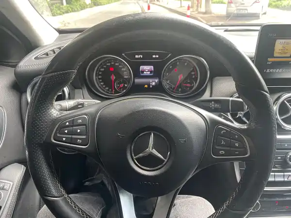 Mercedes-Benz GLA 2017