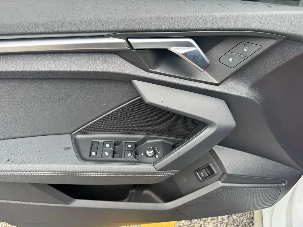 Audi A3 2022 — фото 10