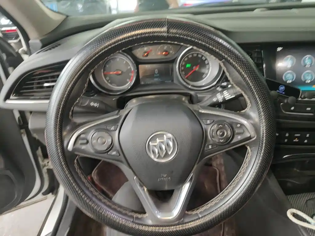 Buick Regal 2019 — фото 11