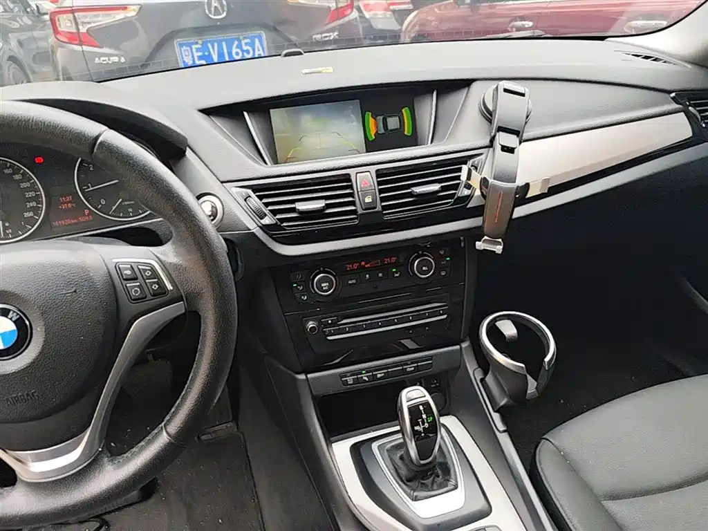 BMW X1 2014 — фото 13