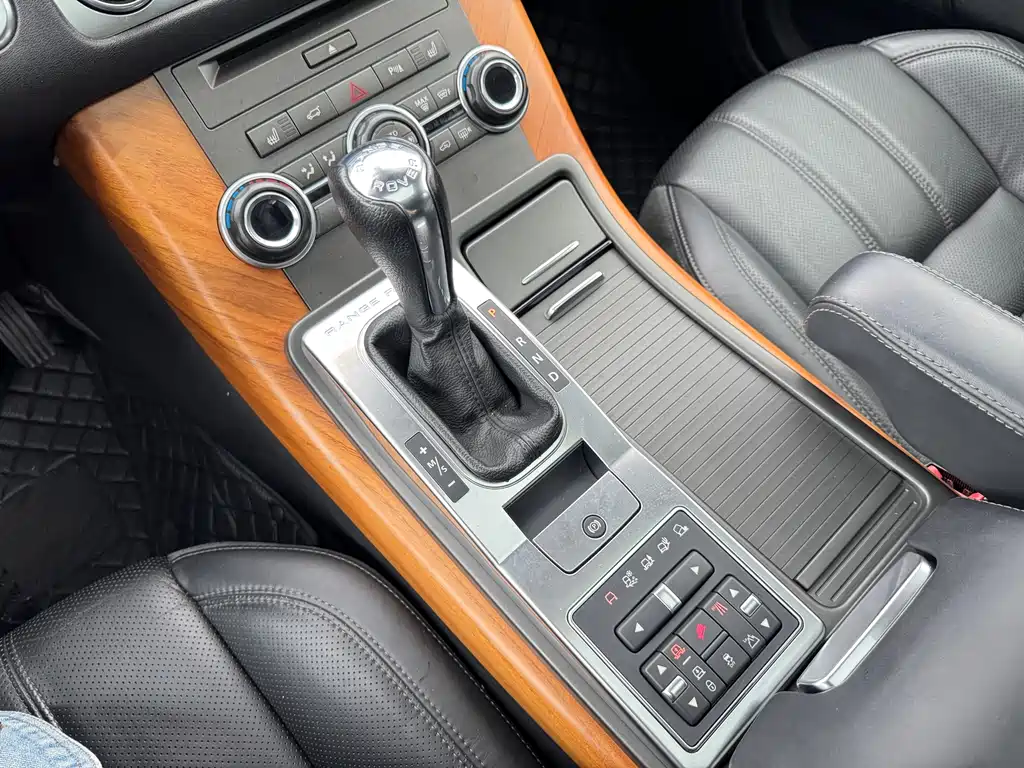 Land Rover Range Rover Sport 2012 — фото 19