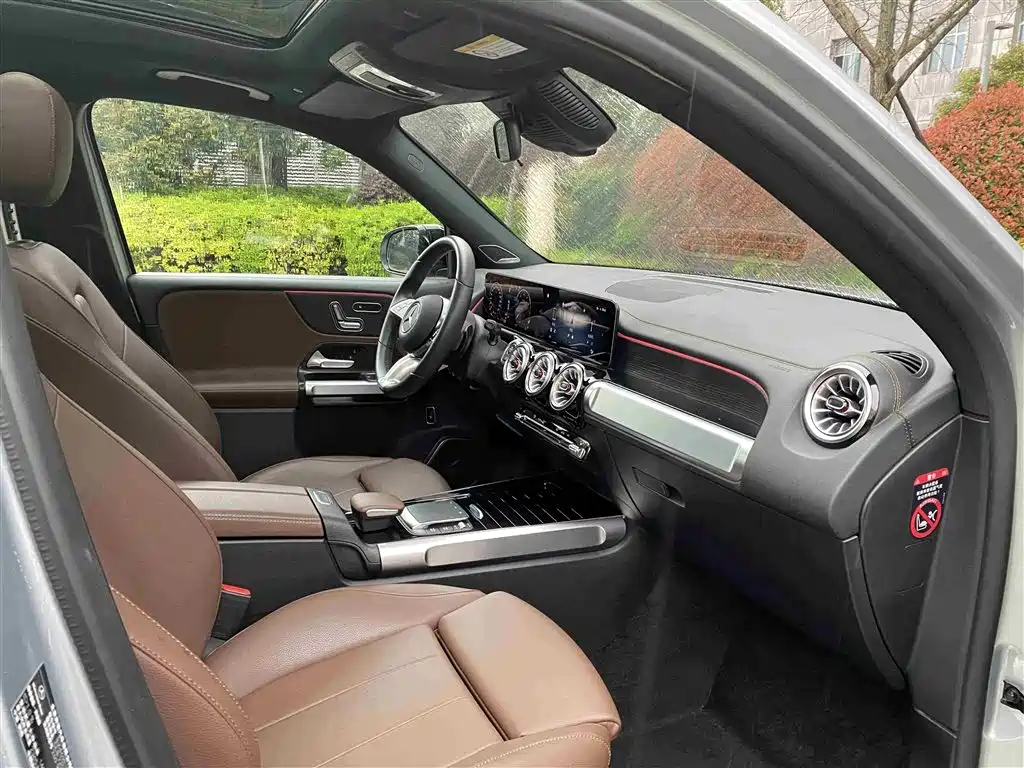 Mercedes-Benz GLB 2023 — фото 12