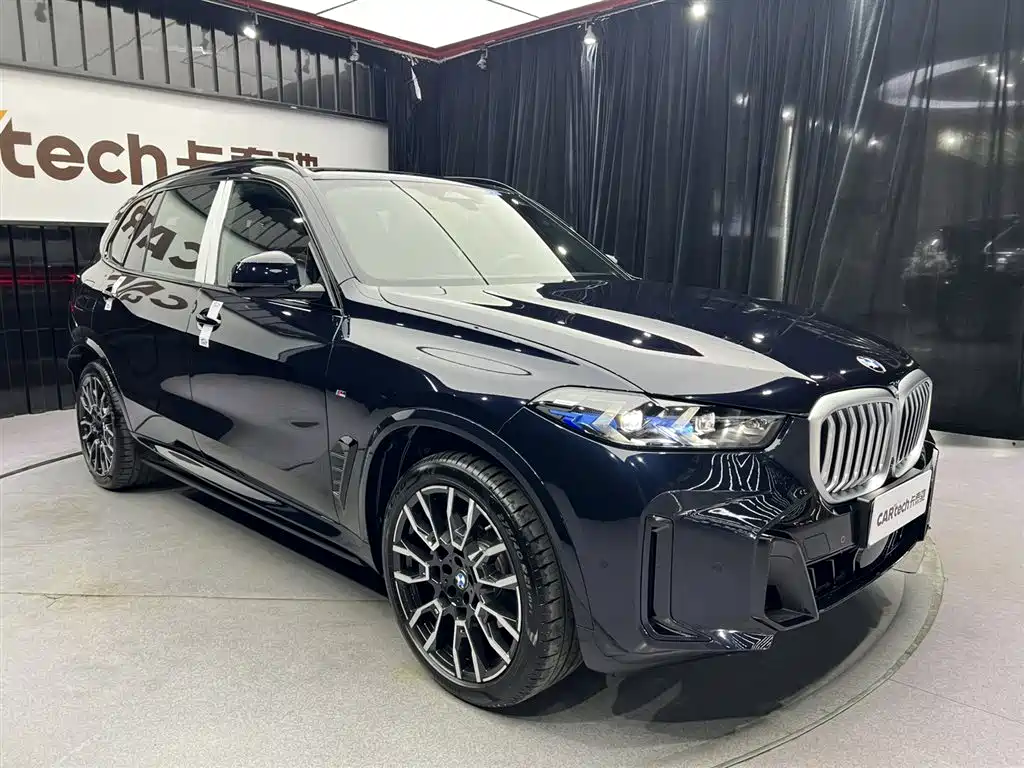 BMW X5 2025 — фото 10