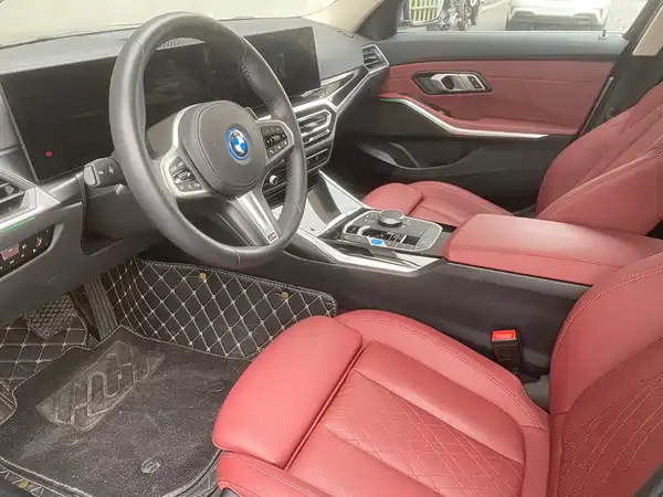 BMW i3 2024