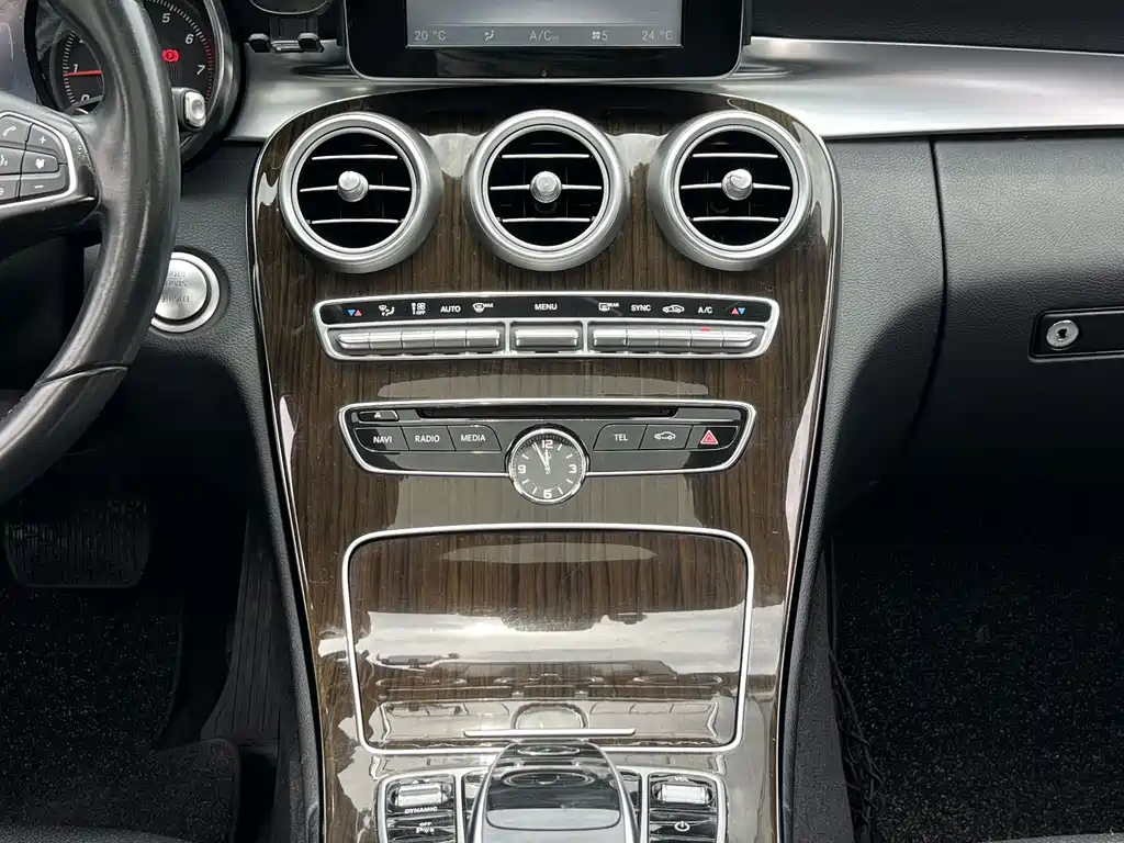 Mercedes-Benz C-Class 2016 — фото 16