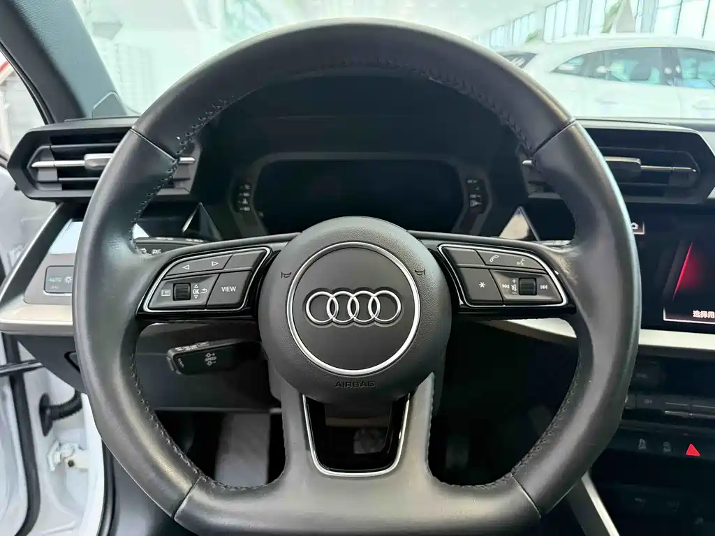 Audi A3 2022 — фото 12