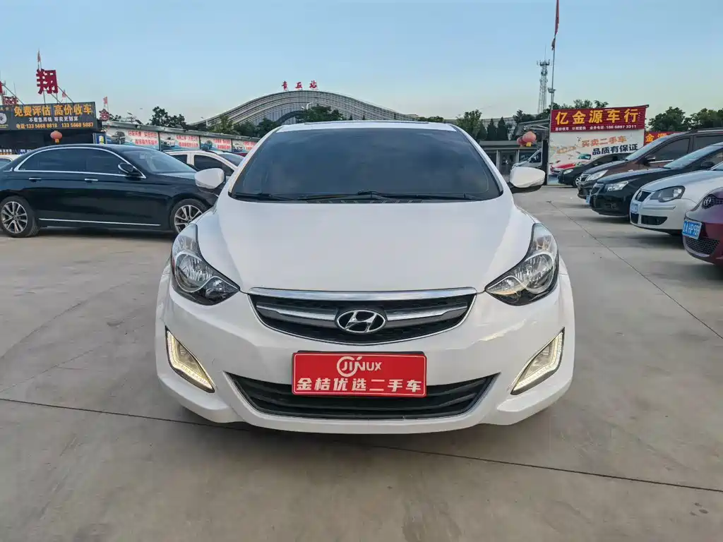 Hyundai Elantra 2016
