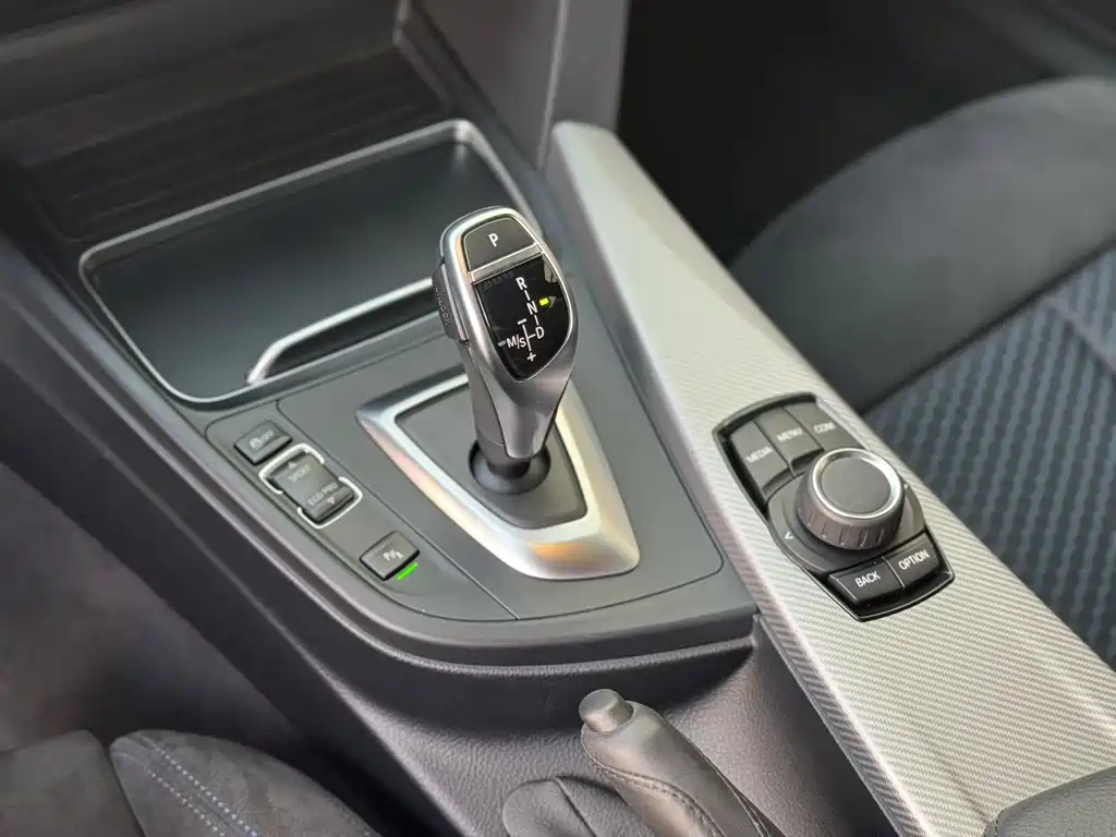 BMW 4 Series 2018 — фото 6