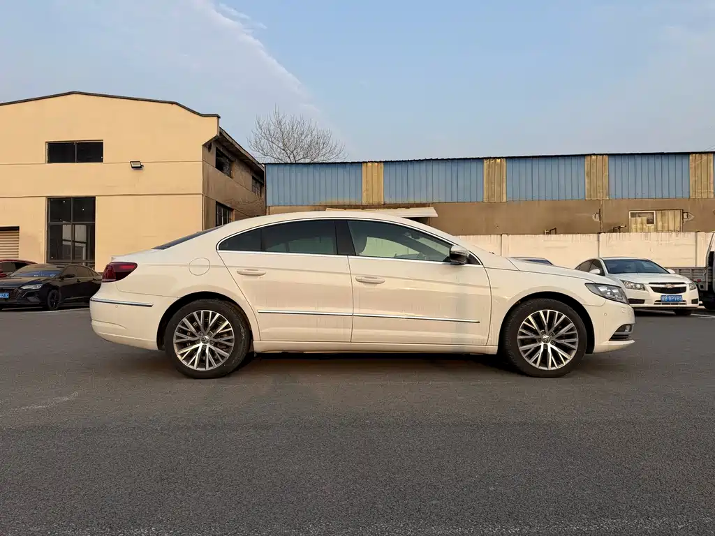 Volkswagen CC 2016 — фото 15