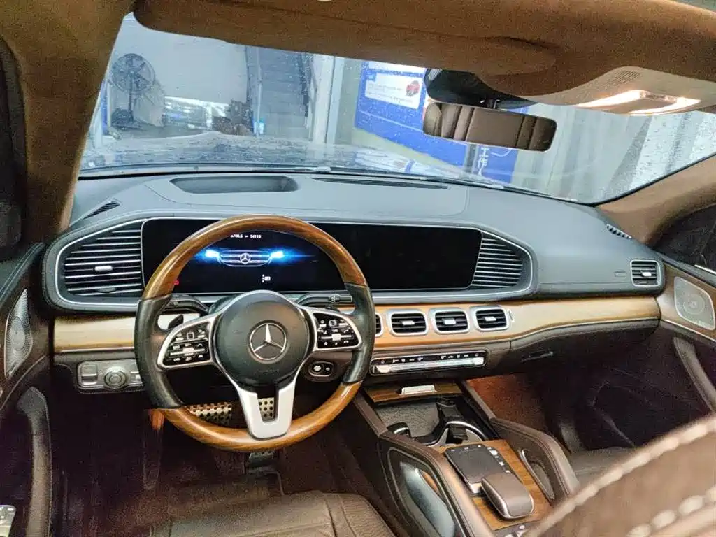 Mercedes-Benz GLS 2023 — фото 3