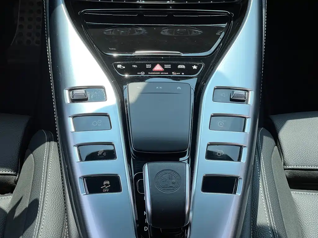 Mercedes-Benz AMG GT 2021 — фото 18