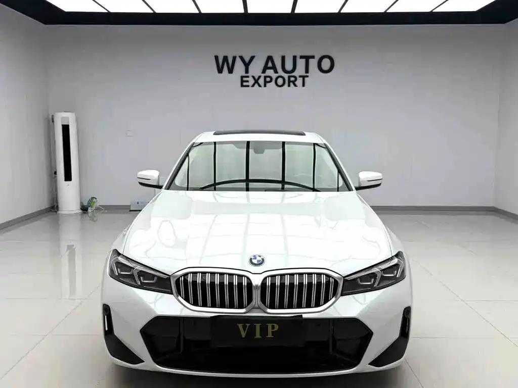 BMW 3 Series 2023