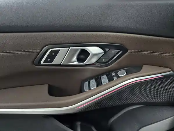 BMW i3 2024