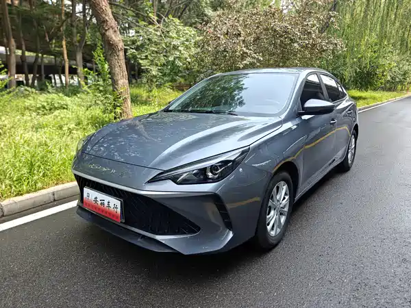 Roewe i5 2025