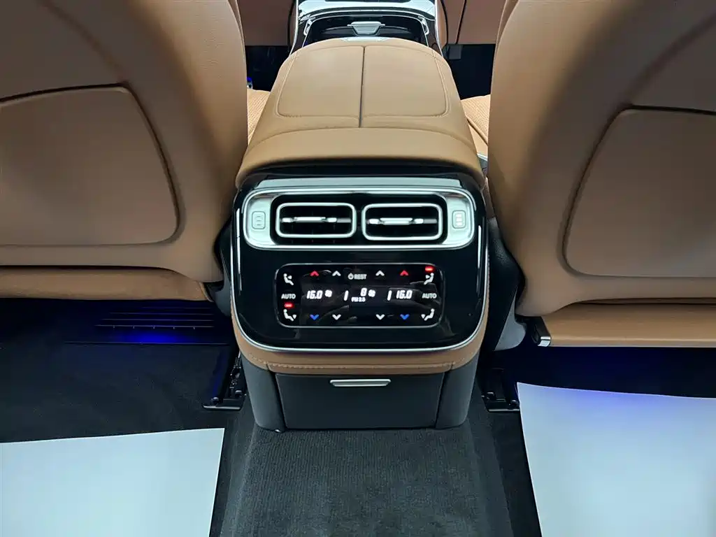 Mercedes-Benz S-Class 2024 — фото 14