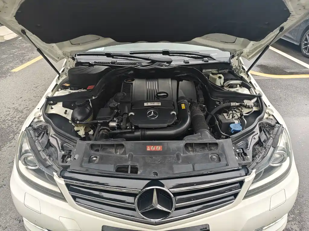 Mercedes-Benz C-Class 2014 — фото 16