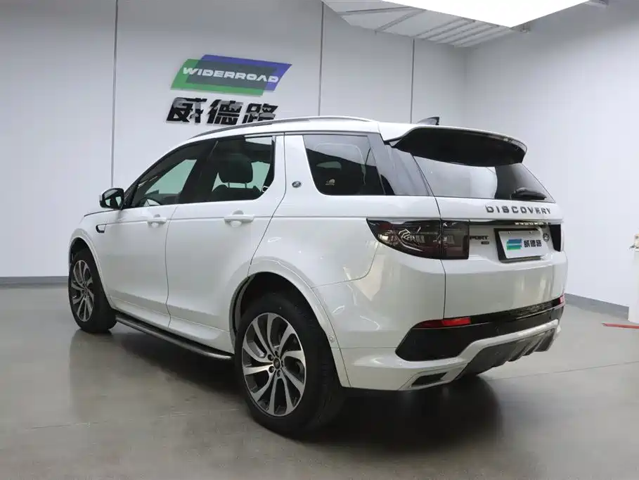 Land Rover Discovery Sport 2023 — фото 4