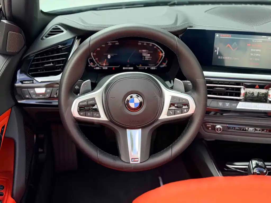 BMW Z4 2023 — фото 3