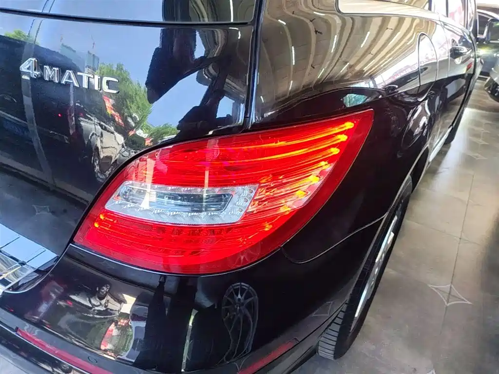 Mercedes-Benz R-Class 2015 — фото 8