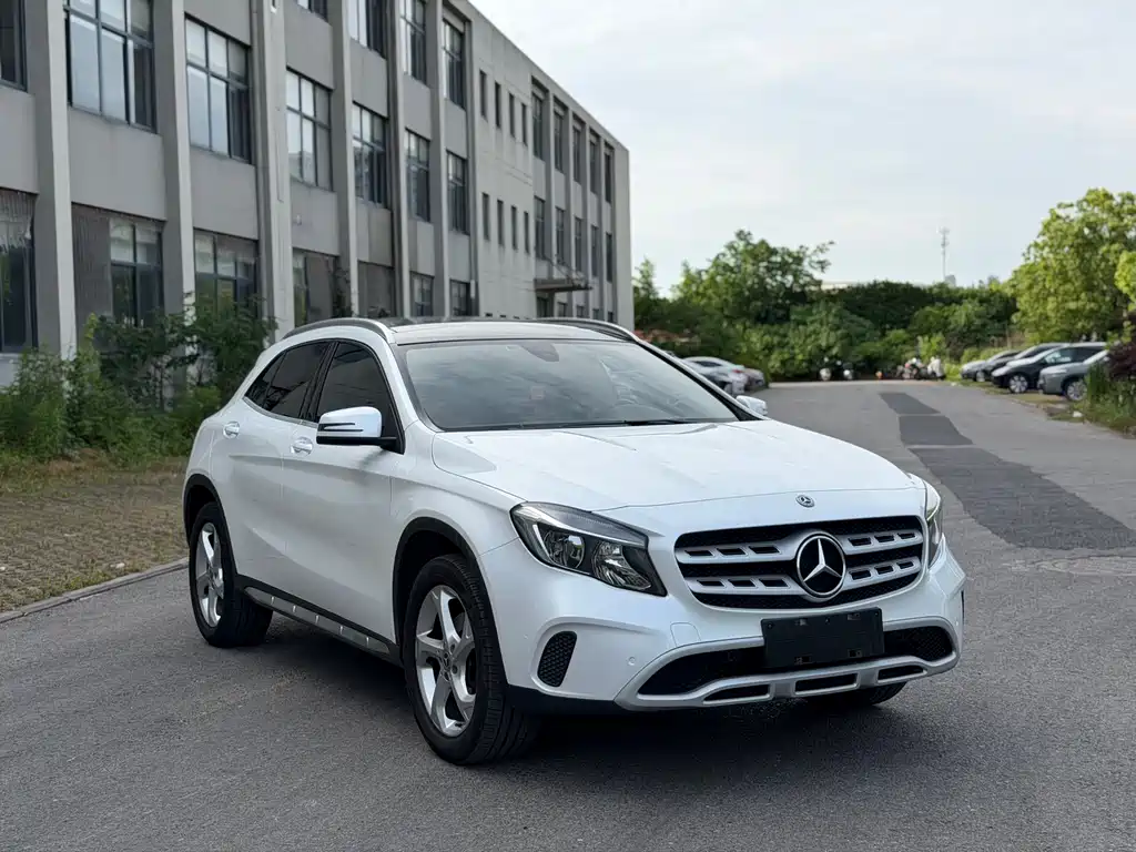Mercedes-Benz GLA 2018