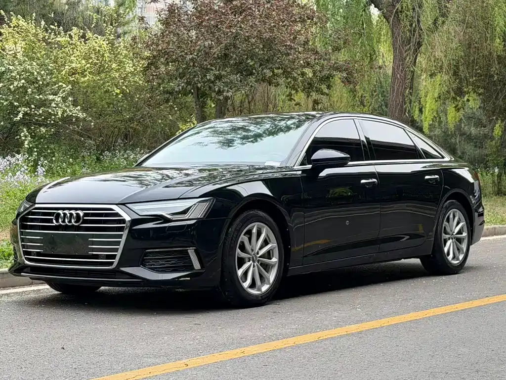 Audi A6L 2020 — фото 1