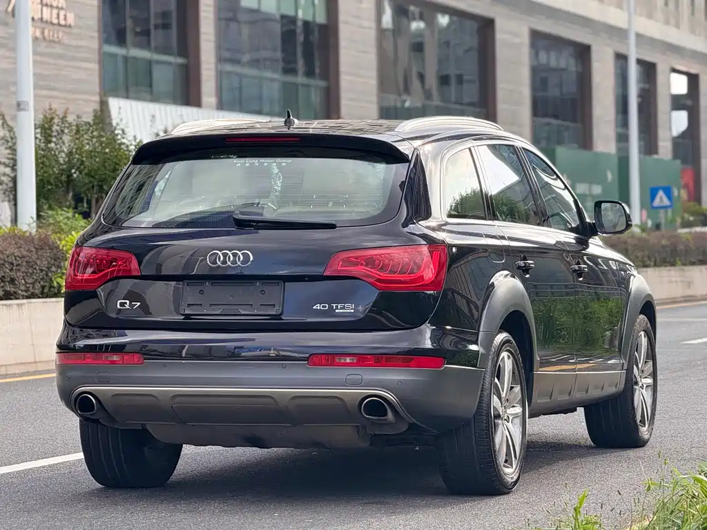 Audi Q7 2015 — фото 7