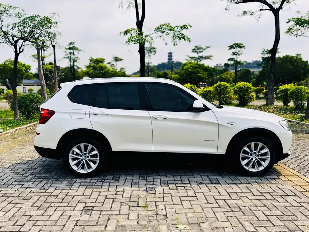 BMW X3 2017 — фото 21