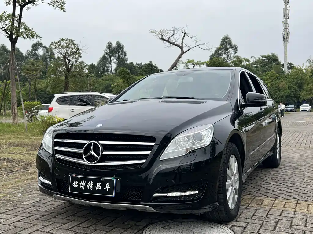 Mercedes-Benz R-Class 2016 — фото 1