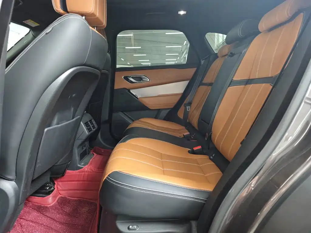 Land Rover Range Rover Velar 2022 — фото 13